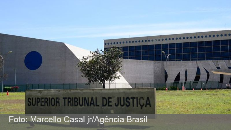 STJ não vê estupro em relação de jovem de 18 anos e menina de 13