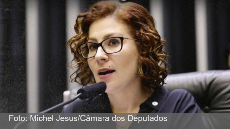 Zambelli pede Pix para pagar multas após condenações: ‘Não tenho como arcar sozinha’