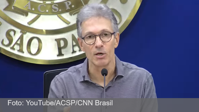 “Flávio, ouvir você cobrando dinheiro de Vorcaro é imperdoável”, diz Zema