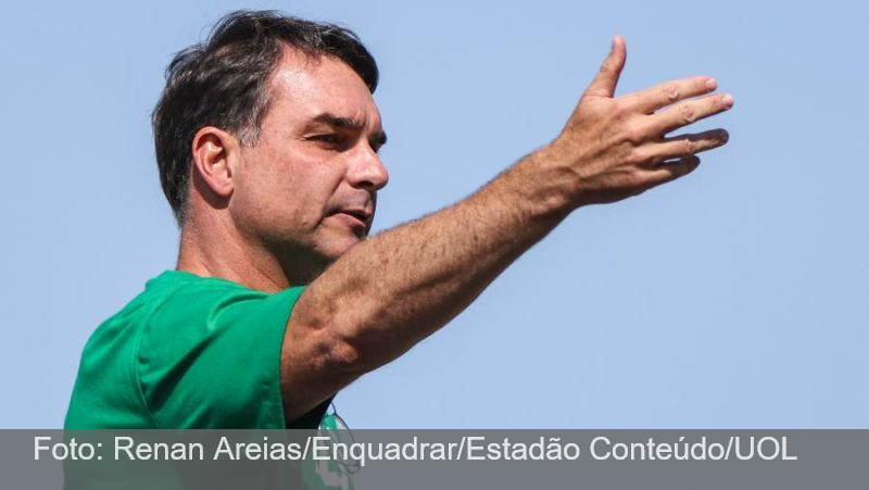 Rejeição a Lula e desfile na Sapucaí impulsionam Flávio Bolsonaro, dizem analistas