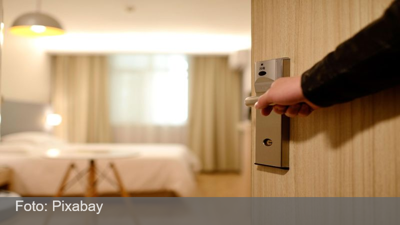Turismo muda regras de check-in e check-out de hospedagens