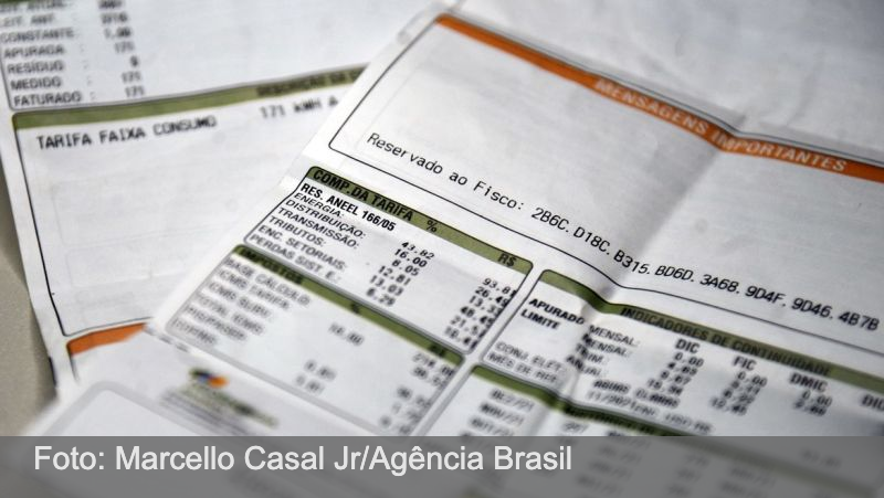 Aneel mantém bandeira para vermelha 1 na conta de luz em novembro