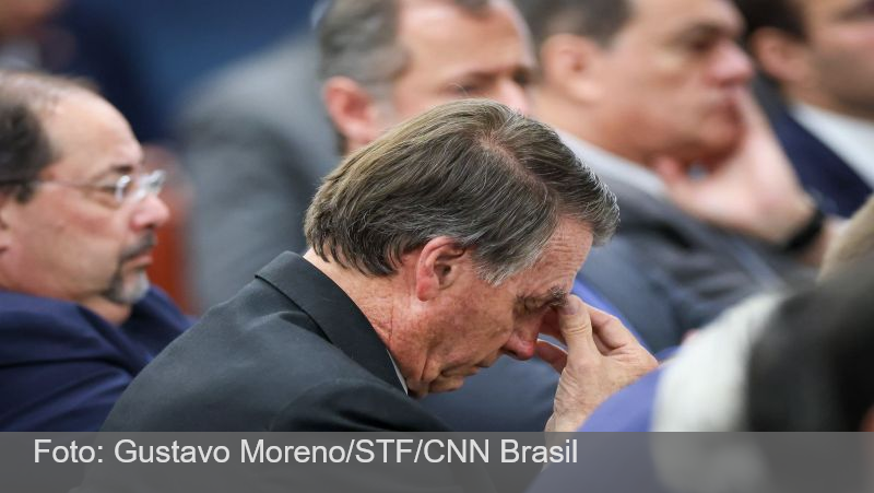 Médicos relatam piora dos soluços de Bolsonaro e pedem mais exames