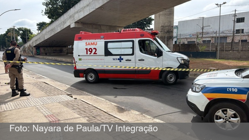 Morre motociclista que bateu em mureta e caiu do Viaduto Roza Cabinda, em Juiz de Fora