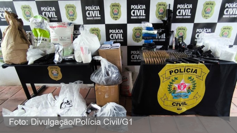 ‘Bunker’ com submetralhadoras e laboratório de drogas é descoberto em Juiz de Fora