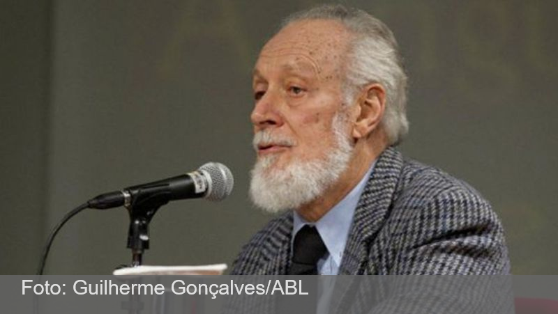Diplomata Alberto da Costa e Silva, membro da ABL, morre no Rio
