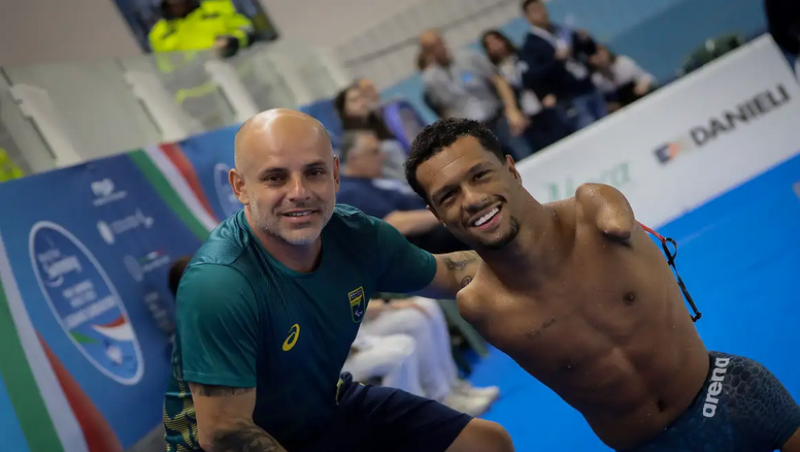 Gabrielzinho lidera natação paralímpica do Brasil no circuito mundial