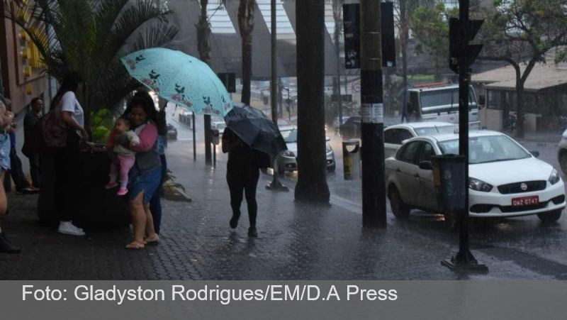 Minas: chuva intensa pode atingir mais de 700 cidades nesta segunda