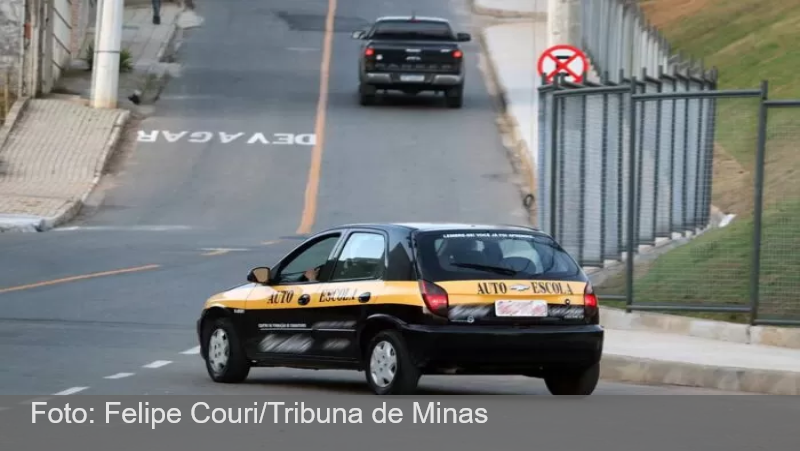 Detran-MG avalia retirar baliza da prova prática da CNH e muda regras de pontuação do exame