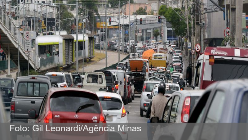 Governo de Minas inicia terceirização das vistorias veiculares no estado
