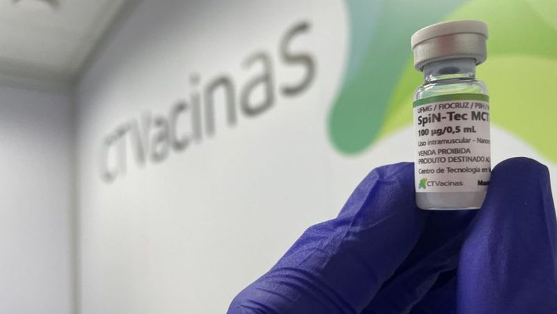 Vacina nacional contra covid deve chegar ao SUS no 1º semestre de 2026