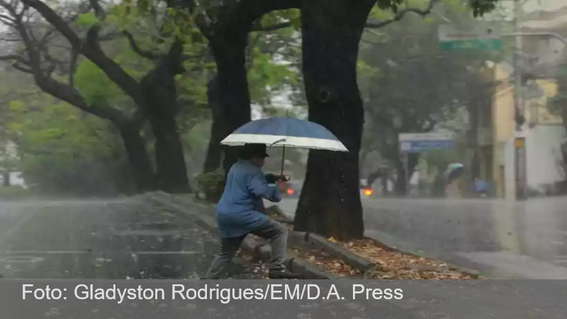 Chuva intensa pode atingir quase 100 cidades mineiras