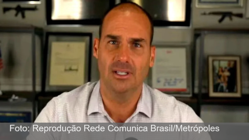 Eduardo Bolsonaro diz que o mundo ignora Lula: “É o bêbado da rua”