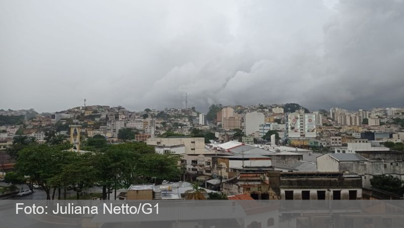 Primeiro episódio de ZCAS de 2026 e frente fria provocam chuvas intensas e queda das temperaturas em Juiz de Fora e região