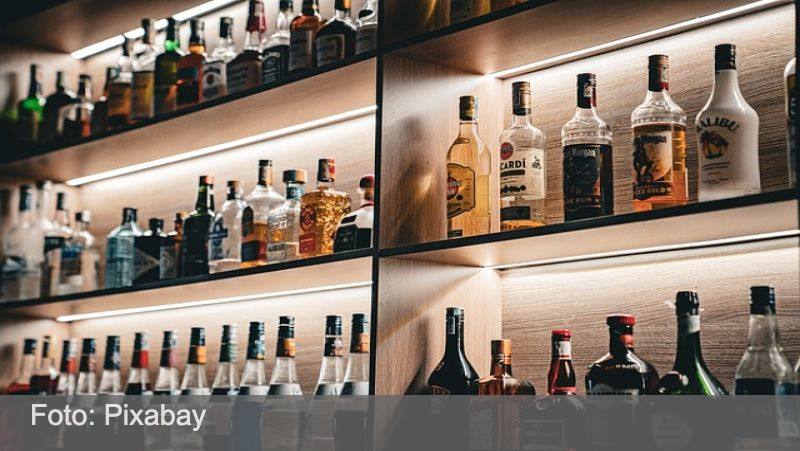 Brasil tem 53 casos confirmados de intoxicação por metanol, diz ministério