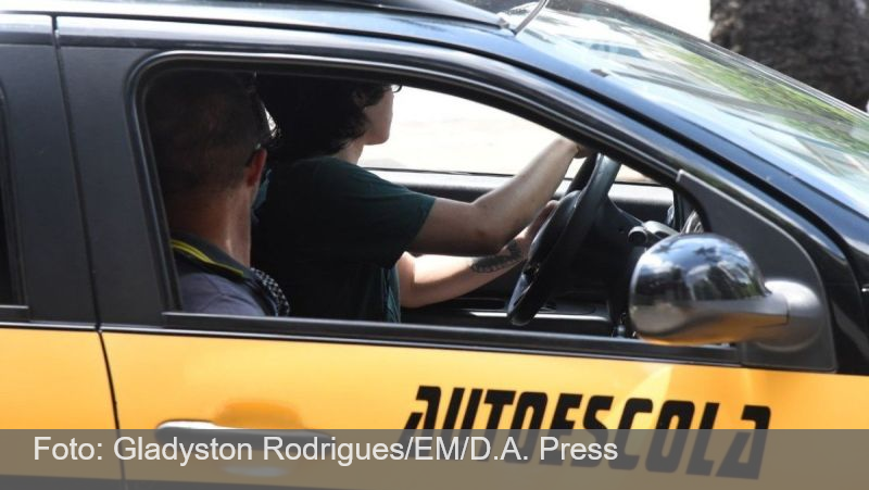 Minas Gerais adota novo modelo de exame de direção, sem baliza eliminatória