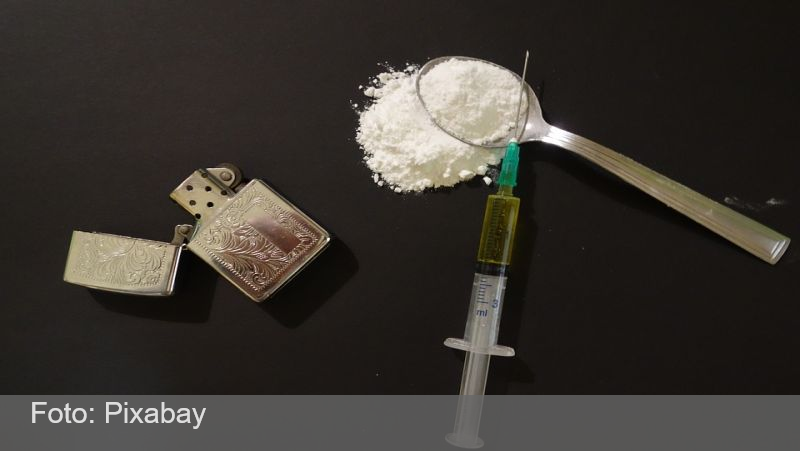 Senado aprova PEC que criminaliza porte de qualquer quantidade de droga