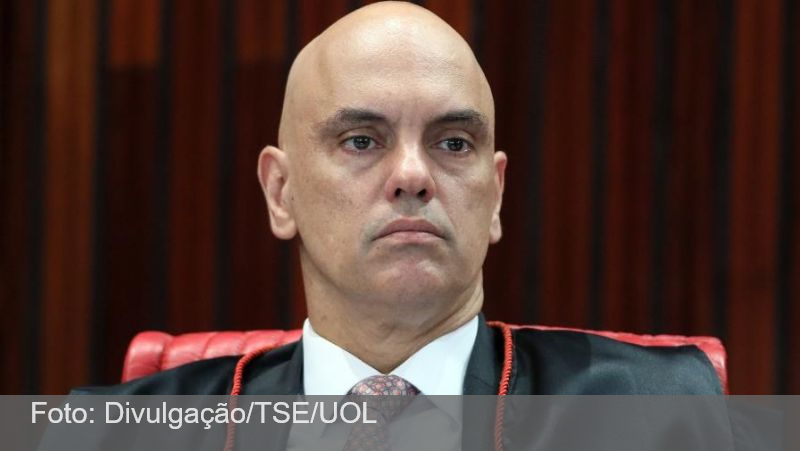 Moraes manda apreender 11 armas de Bolsonaro e revogar seu registro de CAC