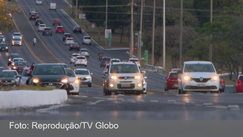 Novas regras de trânsito entram em vigor no Brasil neste mês, após mudança em lei; veja quais são