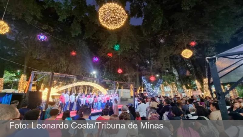 Iluminação de Natal é inaugurada no Centro de Juiz de Fora