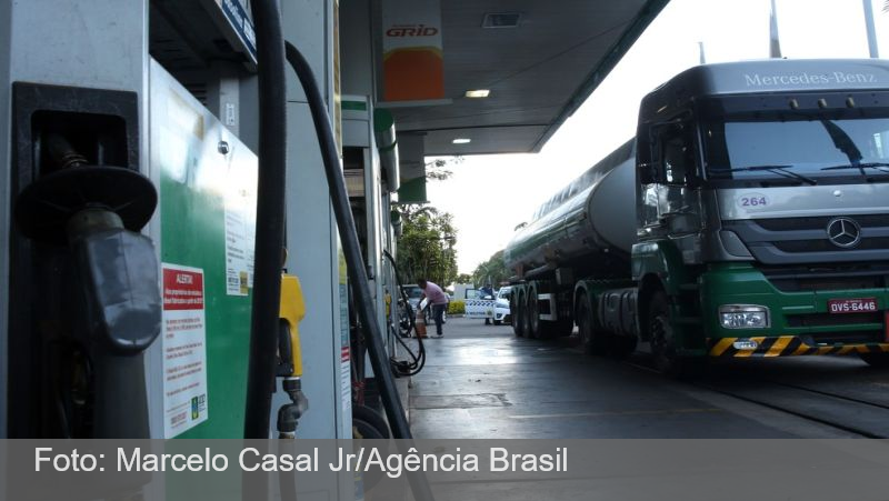 Preço do diesel nos postos do Brasil dispara 7%; Cade investiga alta