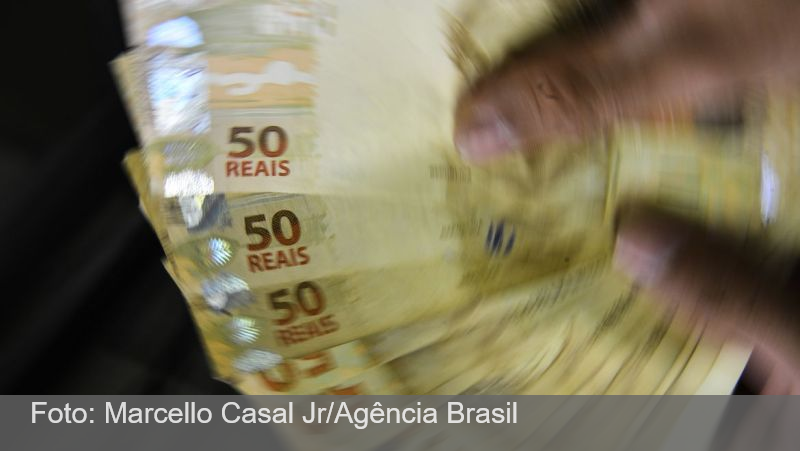 Brasileiros ainda não sacaram R$ 7,59 bilhões de valores a receber