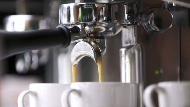 Estudo diz que beber café reduz risco de arritmia cardíaca