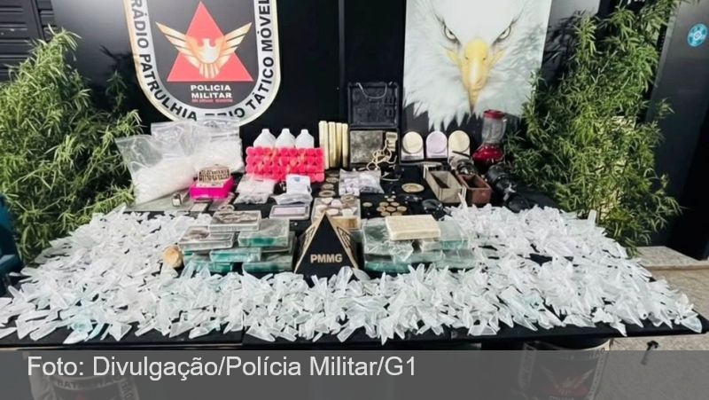 Ampolas de fentanil e quase 1.400 porções de cocaína: PM encontra laboratório de drogas em granja em Juiz de Fora