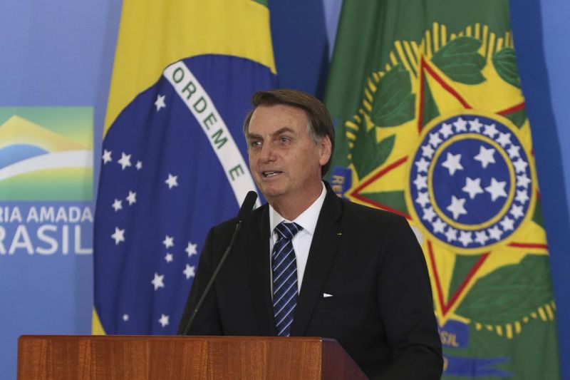 No Japão, Bolsonaro terá encontro bilateral com presidente da Ucrânia