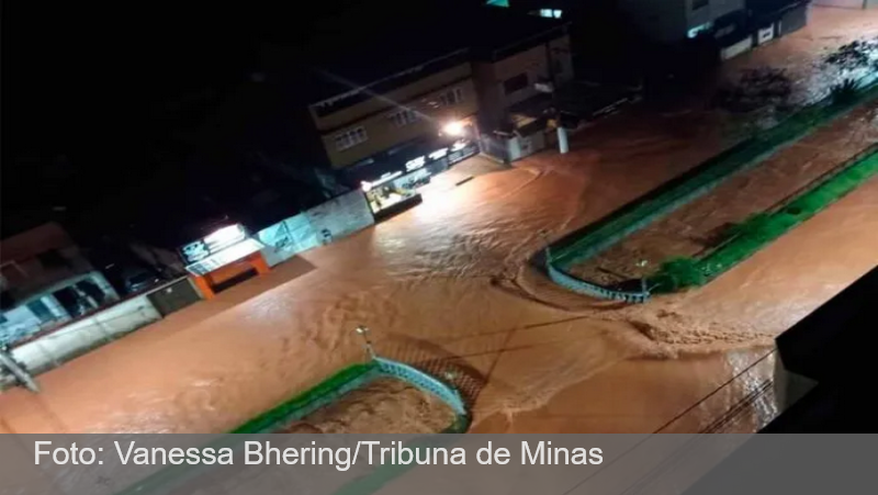 Mais chuvas em Juiz de Fora: Temporal deixa ruas alagadas e 15 pessoas resgatadas na cidade