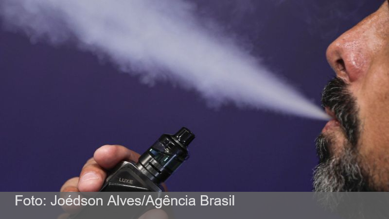 Anvisa aprova consulta pública sobre proibição de cigarro eletrônico