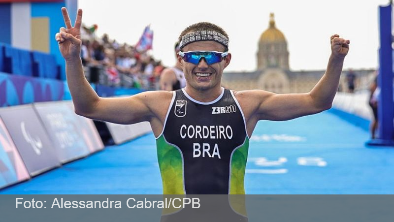 Ronan Cordeiro fatura prata, 1ª medalha do país no triatlo paralímpico