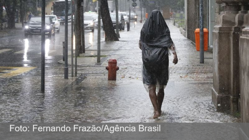 Temporais e ventos acima de 100 km/h devem atingir 15 estados amanhã; veja cidades afetadas