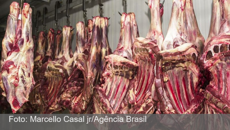 China retoma importação de carne brasileira