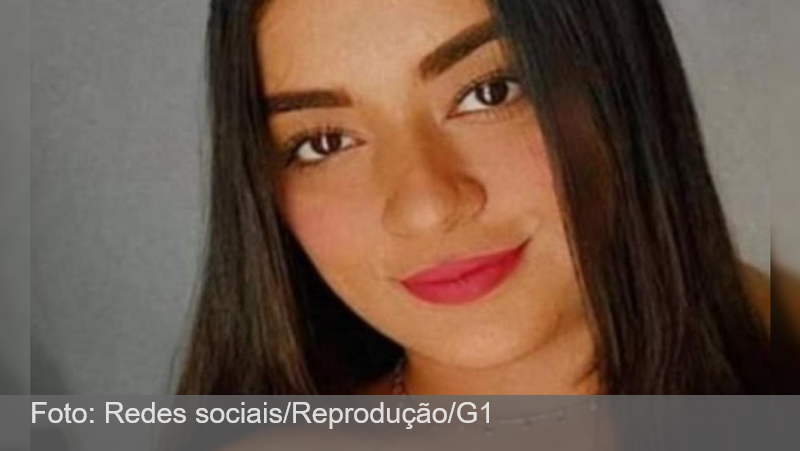 Após laudo descartar descarga elétrica, polícia prende amiga de jovem encontrada morta ao lado de piscina por suspeita de homicídio