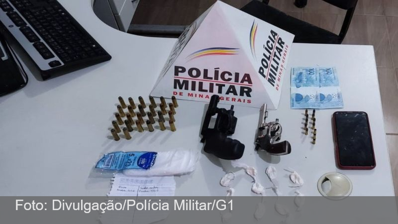 Após denúncia, polícia descobre armas e drogas escondidas dentro de aspirador de pó em Bias Fortes