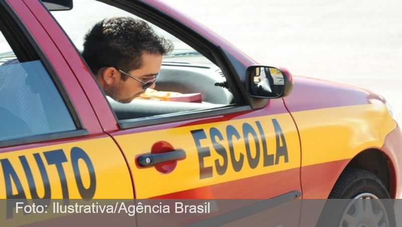 Justiça determina bloqueio de bens de autoescola de Juiz de Fora após ação do Procon