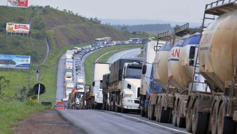 Pesquisa revela melhora na sinalização de rodovias no Brasil