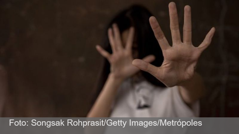 Filha de 14 anos manda mensagem para pai acusado de estupro: “Nojento”
