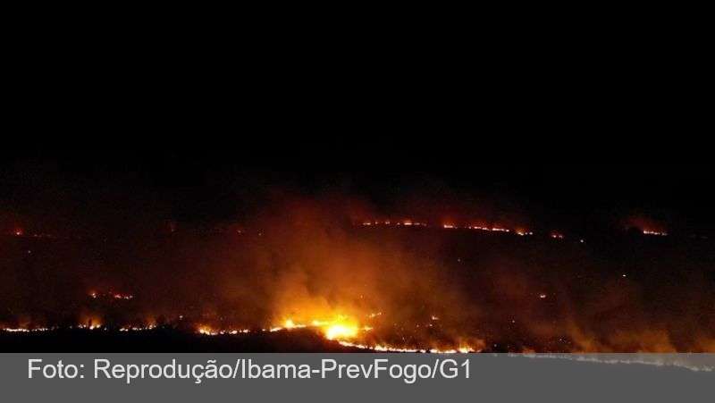 Terra indígena com 1.700 habitantes é engolida pelo fogo no Pantanal