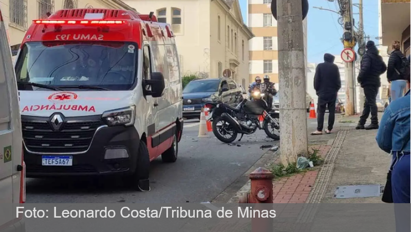 Motorista foge sem prestar socorro após acidente que deixa dois feridos no Centro de Juiz de Fora