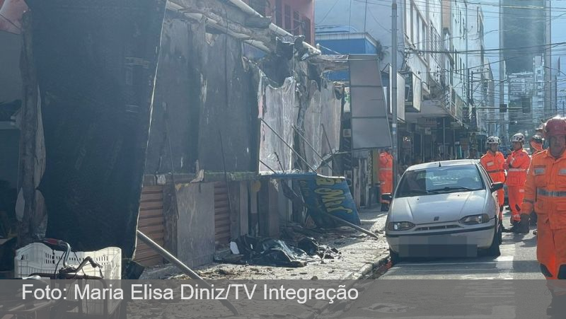 Marquise despenca na Rua Floriano Peixoto, no Centro de Juiz de Fora; uma pessoa morreu