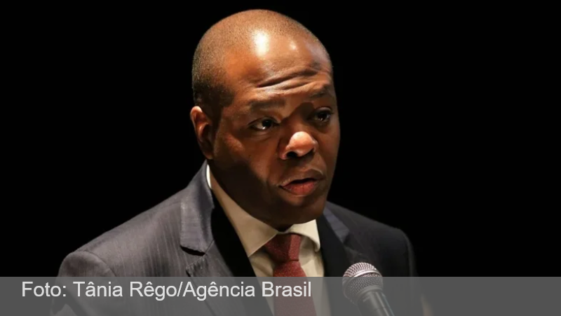 Silvio Almeida quebra silêncio e diz que acusações de assédio são ‘irresponsáveis’