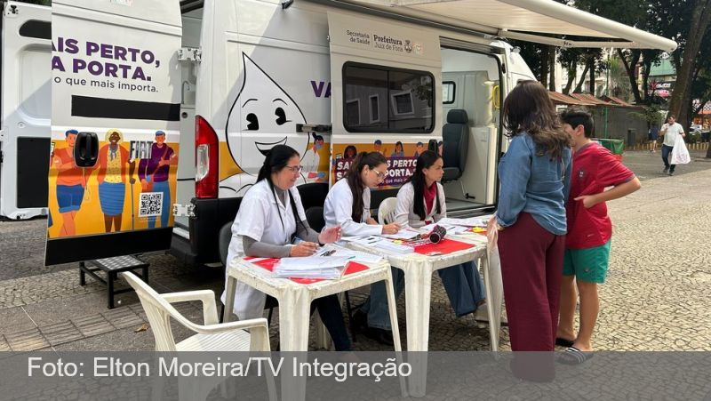 Vacimóvel percorre pontos de grande circulação para ampliar vacinação contra o sarampo em Juiz de Fora; veja programação