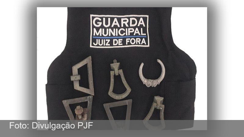 JF: Guarda Municipal apresenta autor de furto no cemitério à Polícia Civil