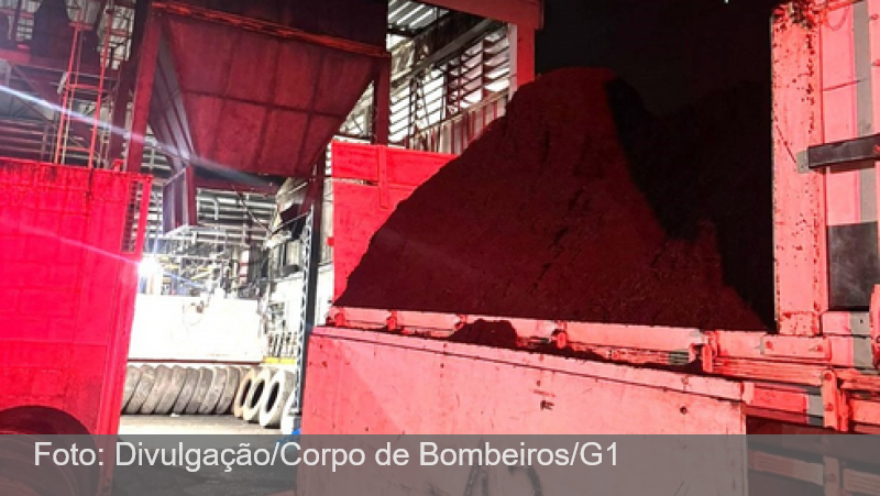 Trabalhador morre soterrado por borracha triturada em silo de fábrica, às margens da BR-040, em Juiz de Fora