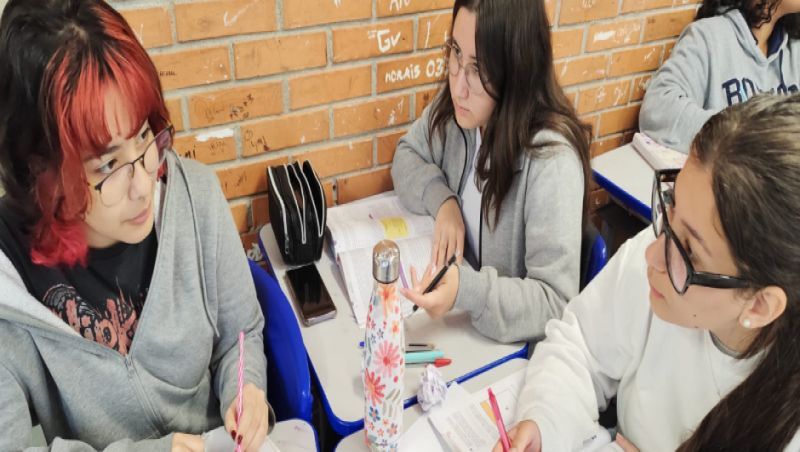 Em Juiz de Fora, escola mobiliza comunidade escolar para fortalecer aprendizagens e protagonismo dos estudantes