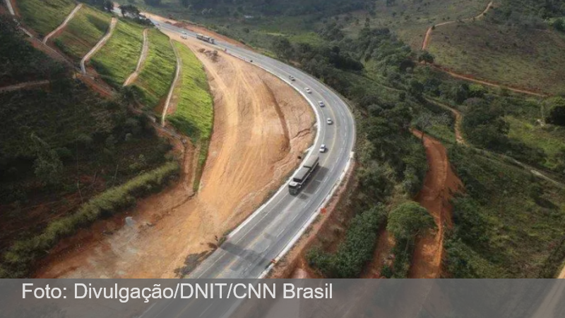 Lula assina concessão da “rodovia da morte” em Minas Gerais