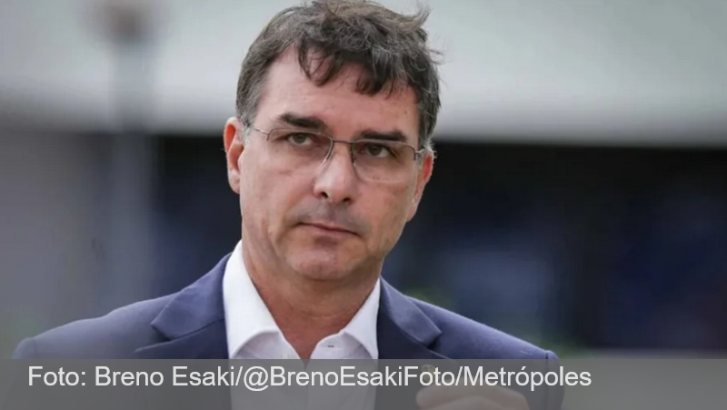 TSE suspende pesquisa que registrou queda de Flávio Bolsonaro