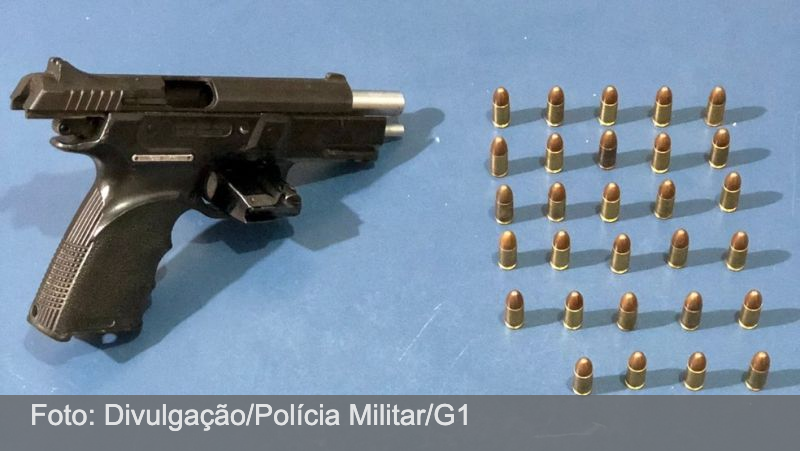 Homem é preso após agredir esposa e ameaçar frentista com pistola em posto de combustíveis em Juiz de Fora
